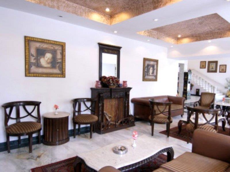 Ashok Country Resort Gurgaon Bagian luar foto